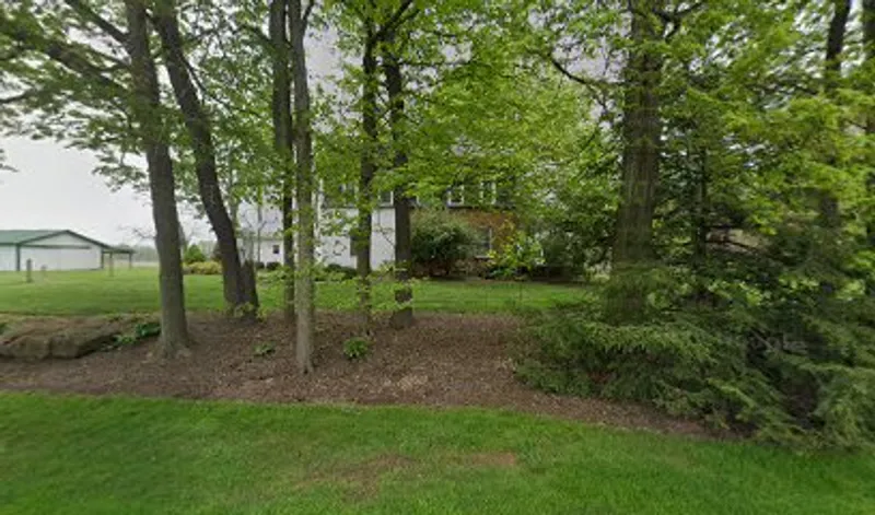 Round Hill Farm